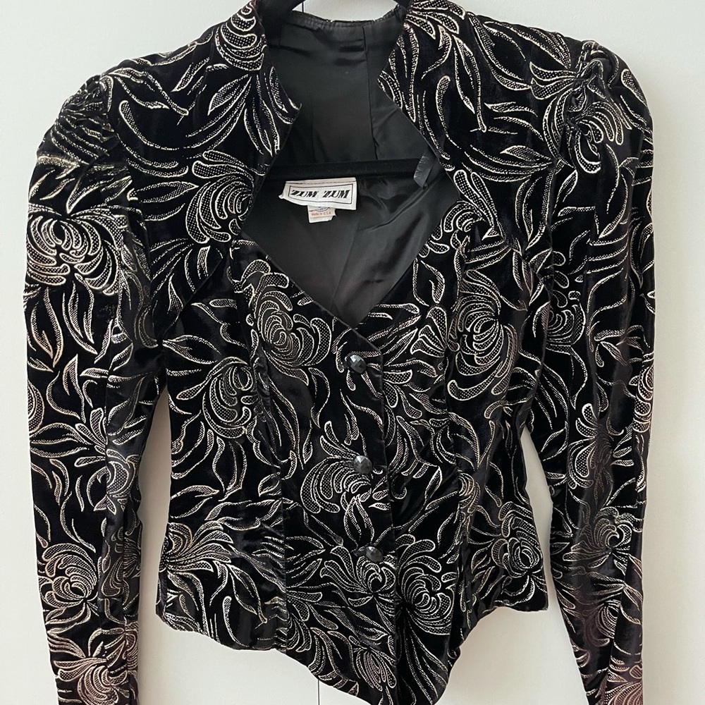 VINTAGE Zum Zum top